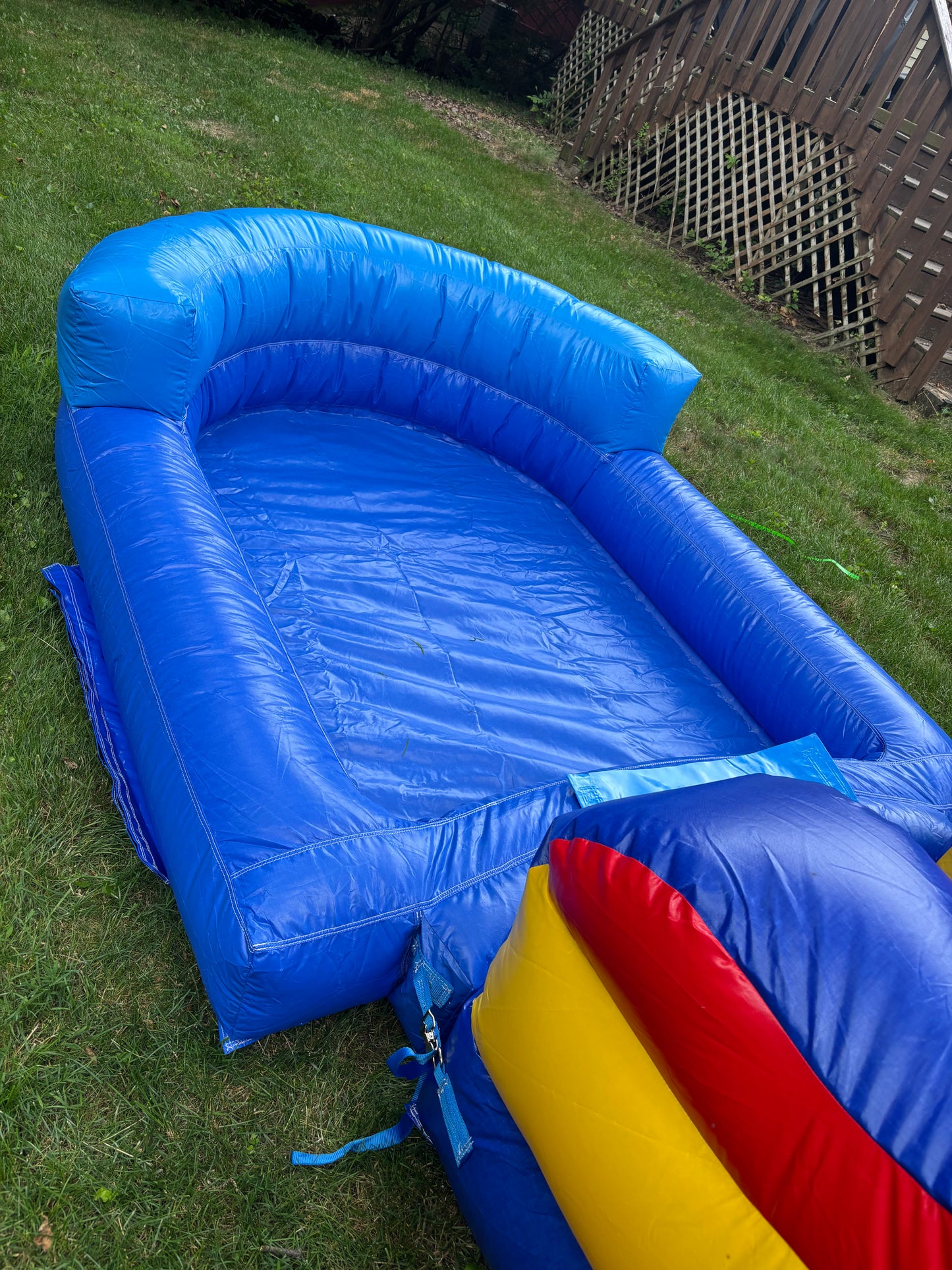 Combo bouncer w/ slide (wet/dry)