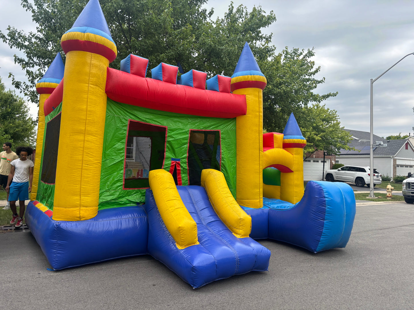 Giant Bounce House Castle w/ Slide combo 17ft x 16ft