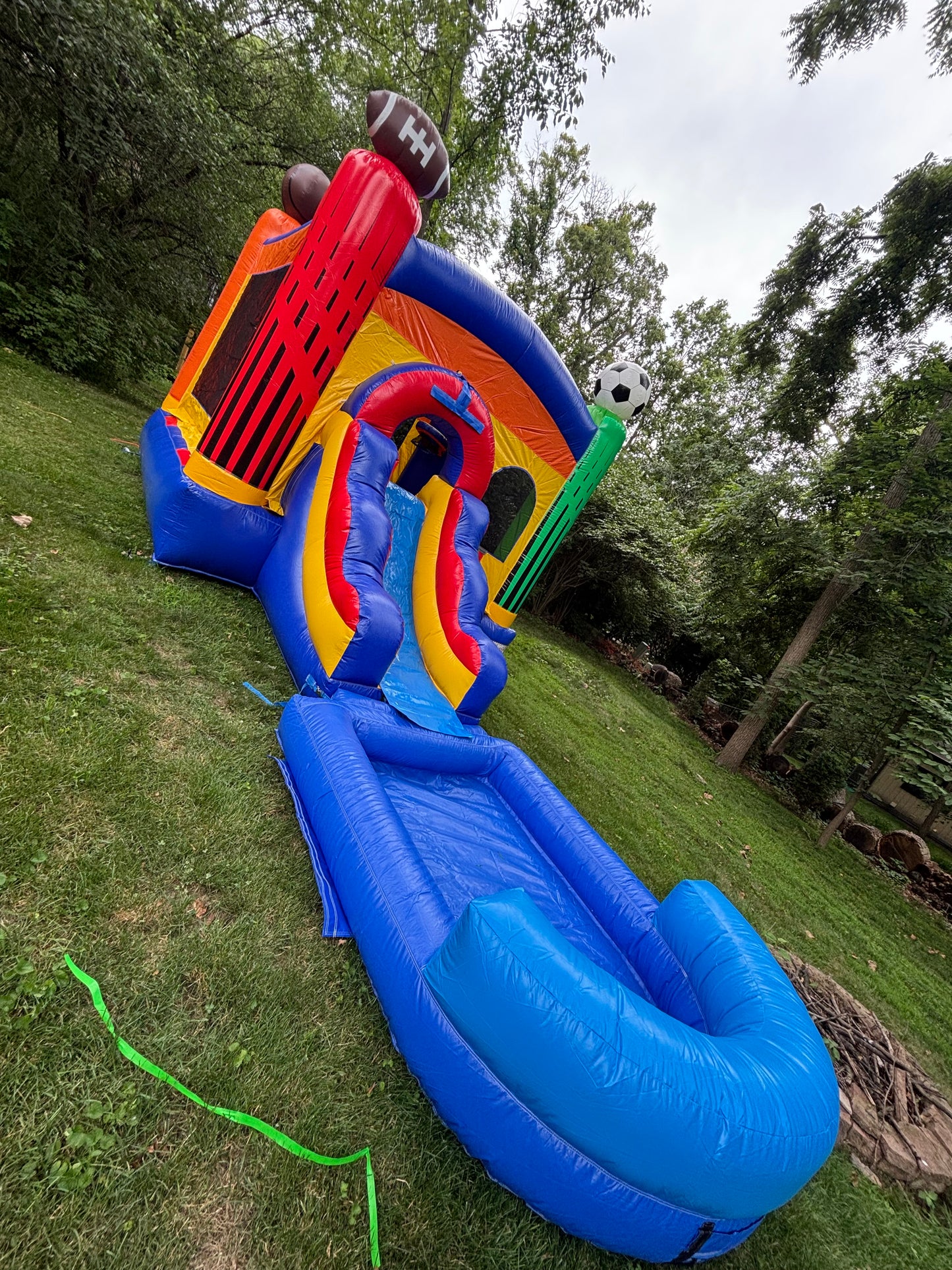 Combo bouncer w/ slide (wet/dry)