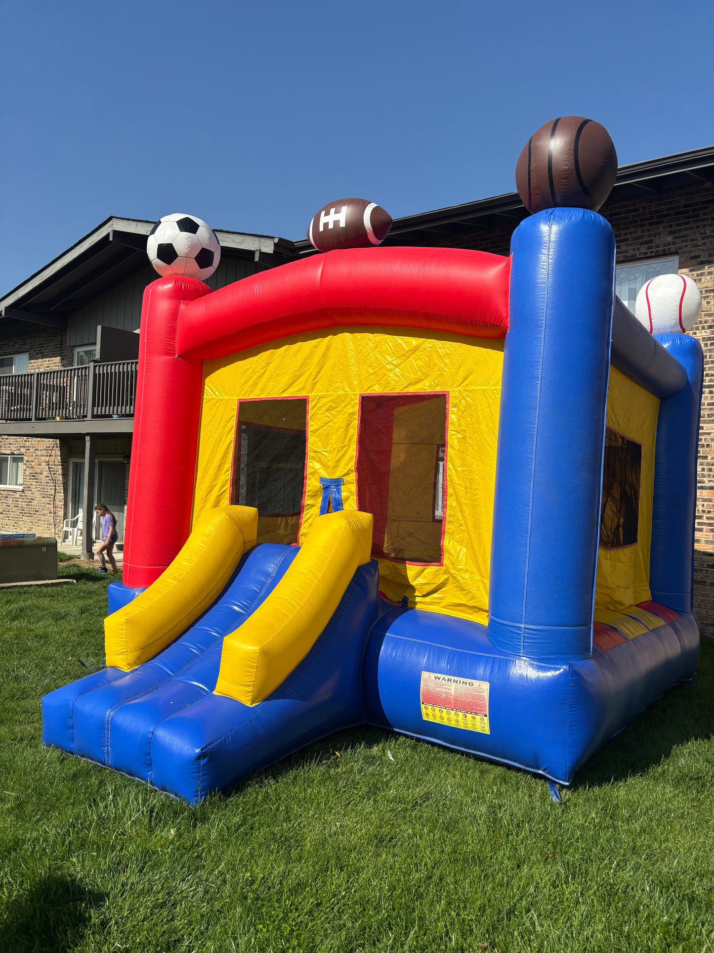 Sports Giant Bounce House 17ft x 14ft